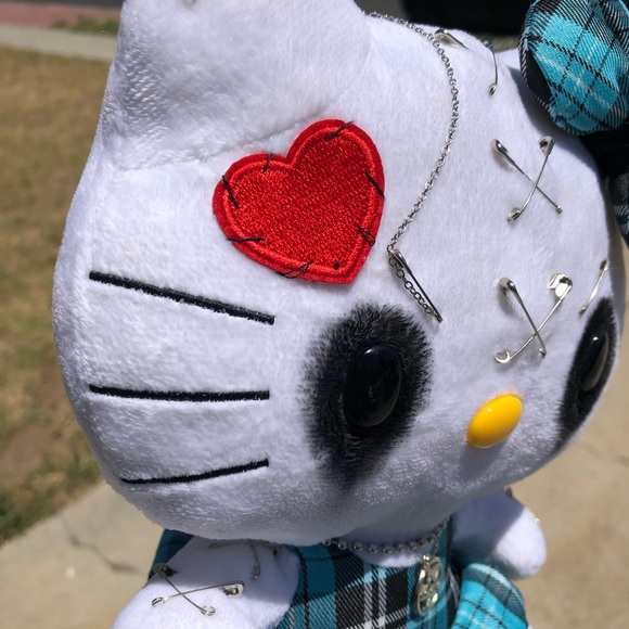 Sold - Picture 2 of 6